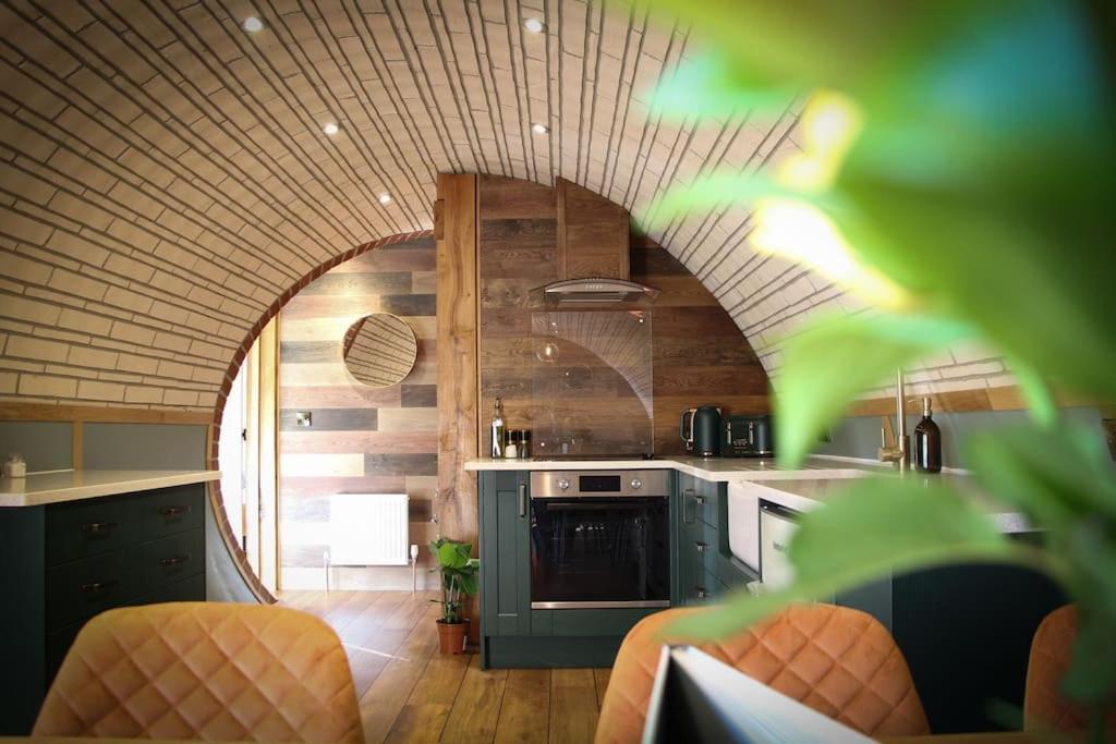 Hedgehogs View Apartment เรย์อาเดอร์ ภายนอก รูปภาพ